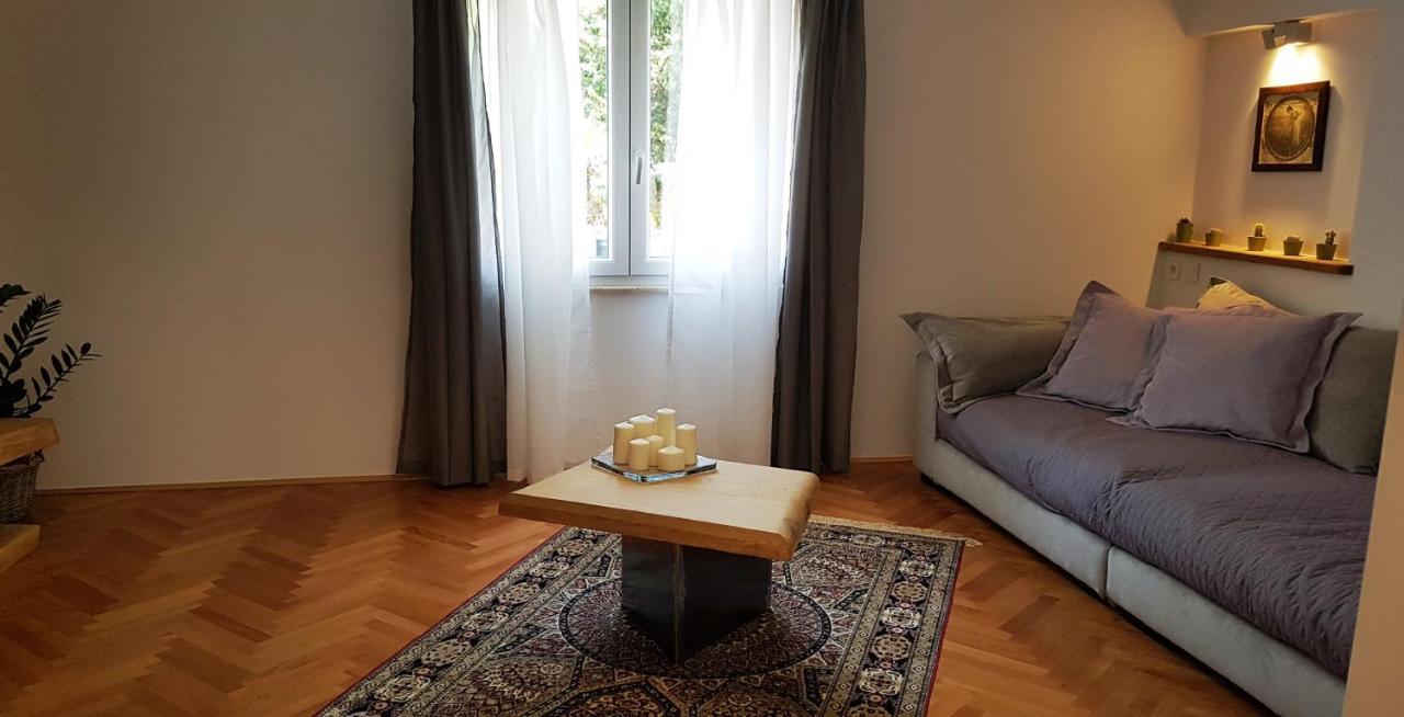 Casa Villa Carducci 로비니 외부 사진